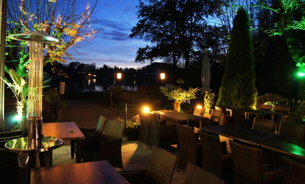 Sopherl Am See - Fruehstueck Auf Der Seeterrasse, Sehr Ruhig Und Wunderschoen Am See, 3 Minuten Nach Oberpfaffenhofen, Viele Radtouren, Restaurants & Cafes In Der Umgebung Weßling Екстериор снимка