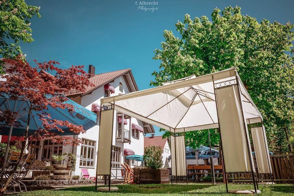 Sopherl Am See - Fruehstueck Auf Der Seeterrasse, Sehr Ruhig Und Wunderschoen Am See, 3 Minuten Nach Oberpfaffenhofen, Viele Radtouren, Restaurants & Cafes In Der Umgebung Weßling Екстериор снимка